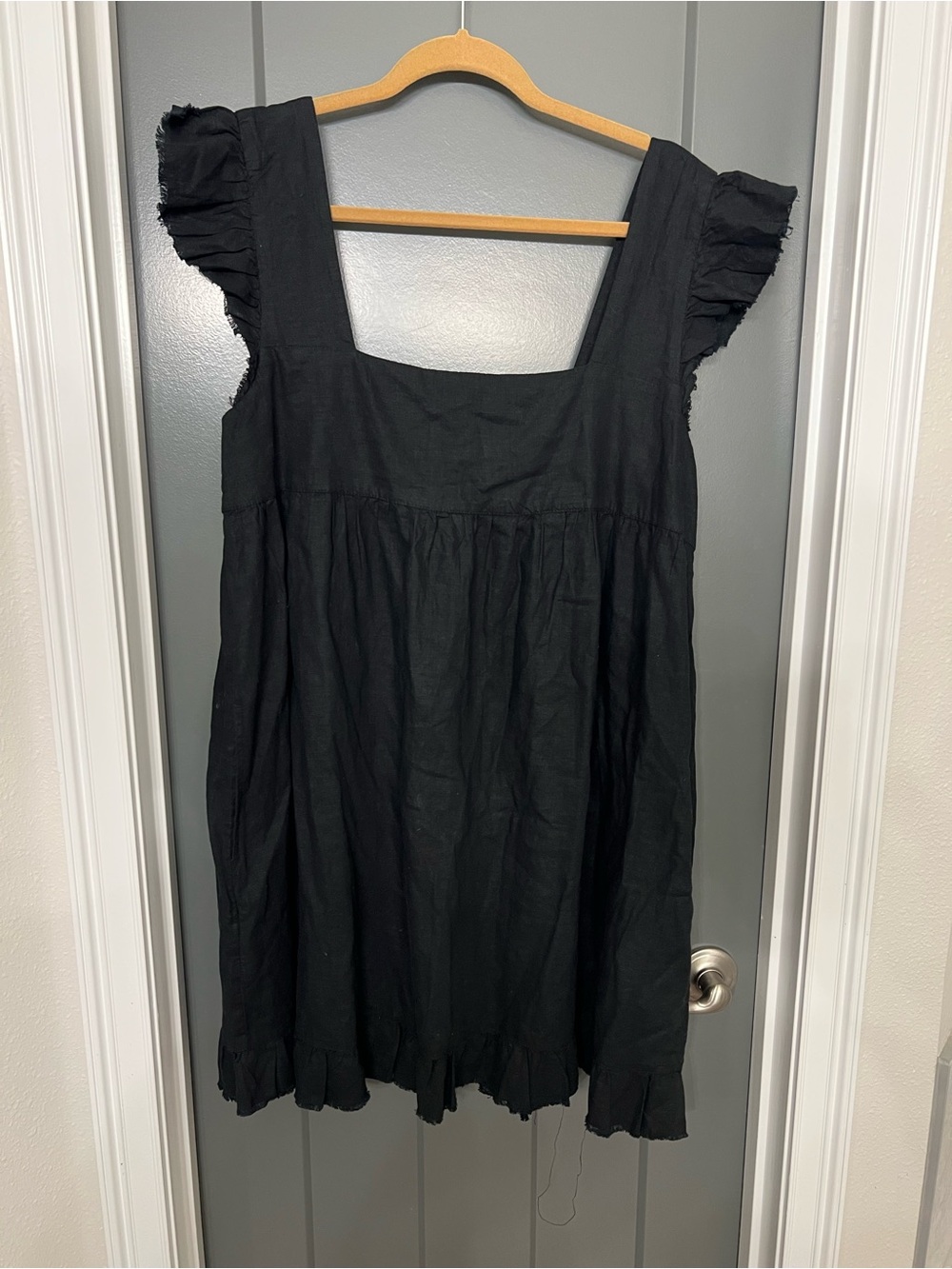 aerie Black Casual dress. Babydoll, linen blend. Size XL. Pockets, ruffles